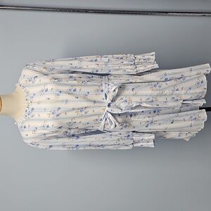 Sugarlips Curve Light Blue and White Floral Top: Size- 2X